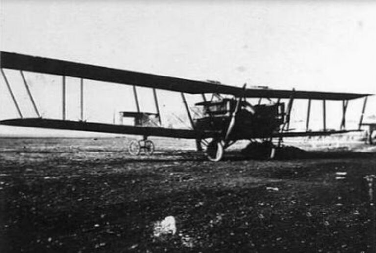 Gotha G.IX Готы были меньше размером самолётов типа R, зато куда более практичными