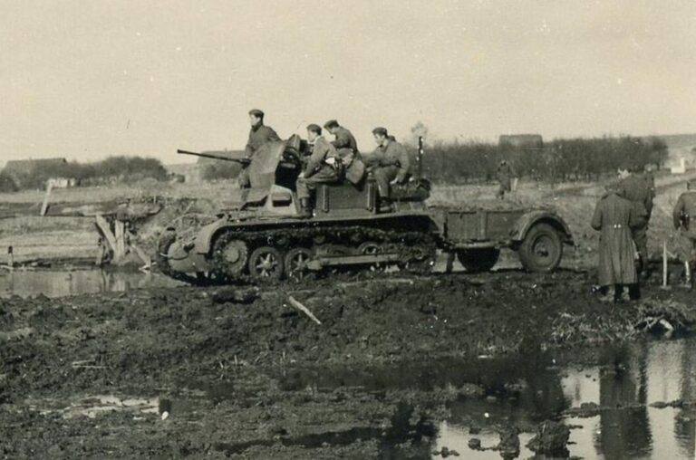 Зенитный танк с прицепом