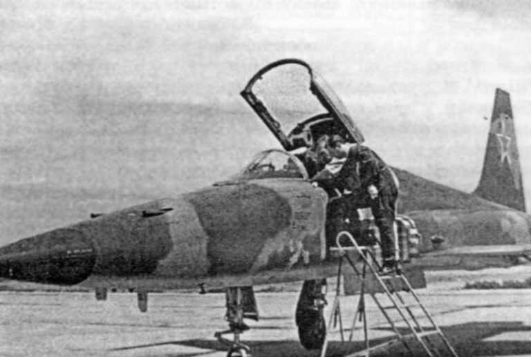 F-5 во время испытаний в СССР, аэродром "Владимировка"