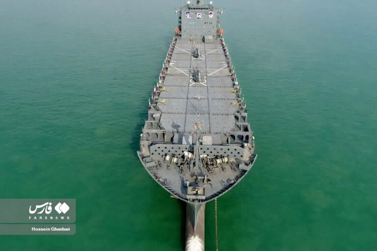 Иранский взгляд на боевые корабли будущего или новая плавбаза ВМФ КСИР "Шахид Махдави" (Shahid Mahdavi)