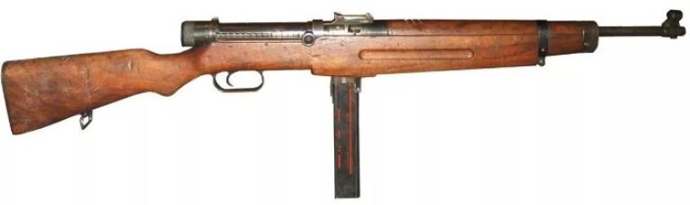 (Отличный венгерский пистолет-пулемет Кирали «Данувия» 39М).