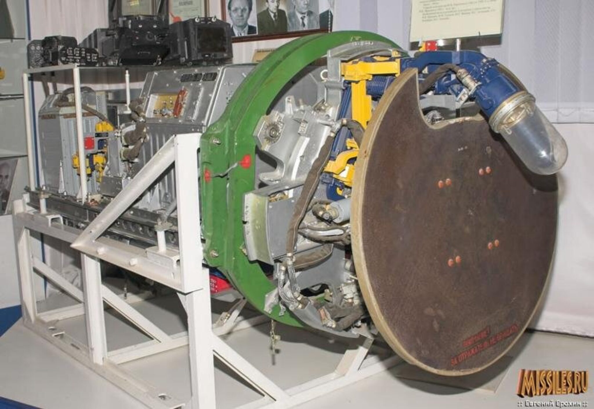 Брлс с афар. Радар н036 "белка",. Рлс tps-59. Бортовая рлс. Рлс с фазированной антенной решеткой.