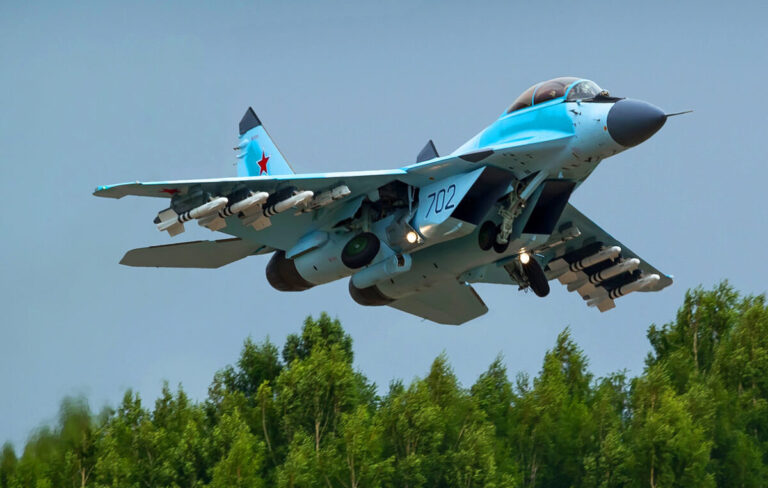 МиГ-35 на взлёте