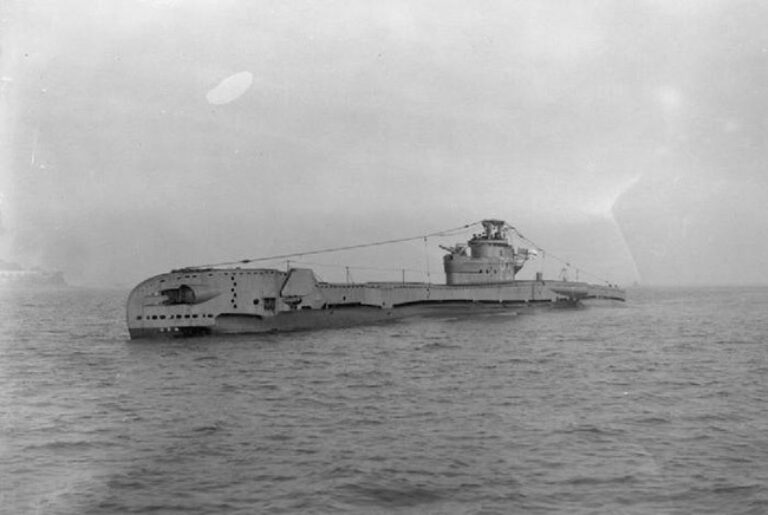 Подводная лодка HMS Totem, декабрь 1944 года. Источник: www.wikimedia.org