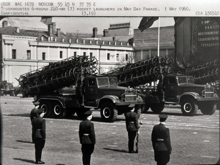 ТРК «Коршун» на параде 1 мая 1960 года. Фото из рассекреченного архива ЦРУ