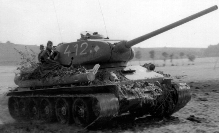 Чехословацкий Т-34–85 выпуска завода ČKD Sokolovo, май 1952 года