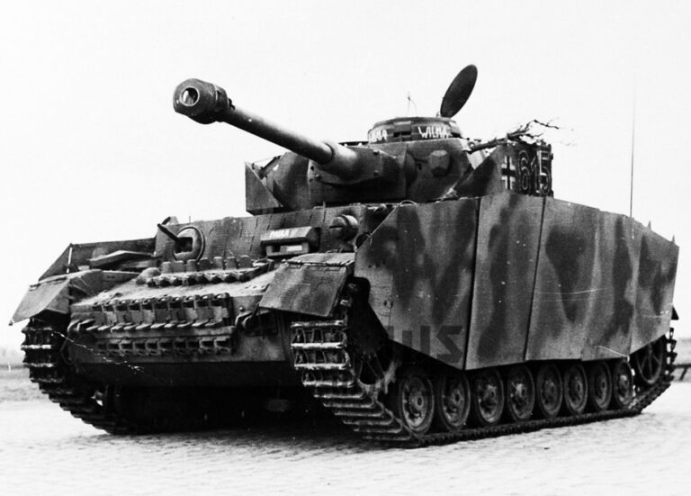 Экранированный Panzer IV с длинноствольной 75-мм пушкой