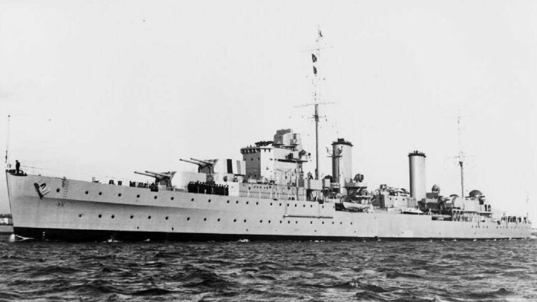 HMS_Aurora в Северной Атлантике в ноябре1940