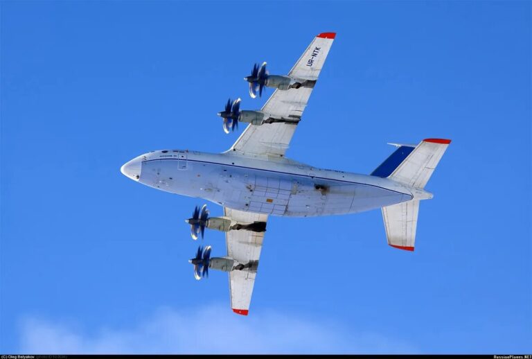 Программа испытательных полетов Ан-70 активно осуществлялась в 2012-2013 годах. Фото: https://russianplanes.net/