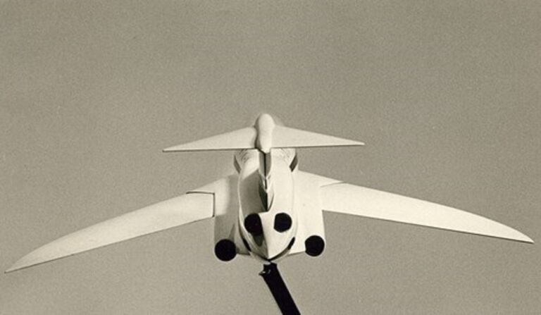 Британский предшественник Конкорда. Сверхзвуковой авиалайнер Hawker Siddeley Type 1011 (HSA-1011)