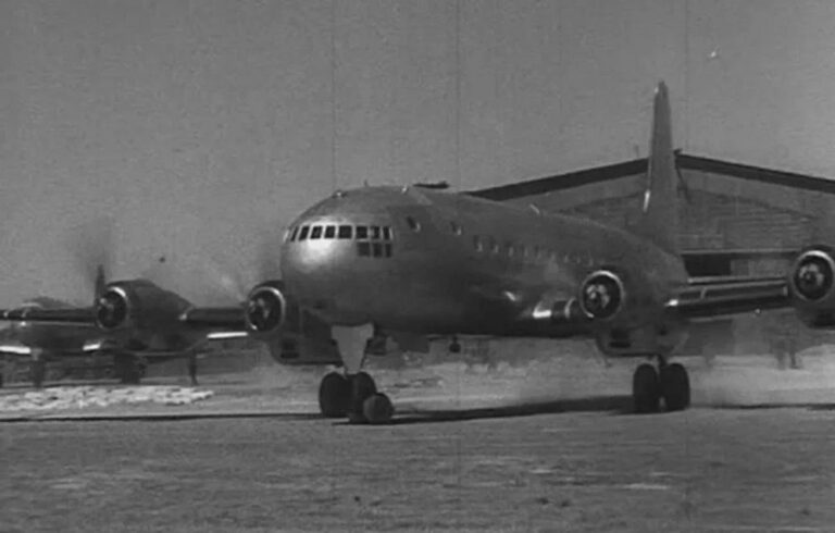 Советский потомок летающей крепости В-29. Почему Ту-70 одобренный к производству, так и не был запушен в серию?