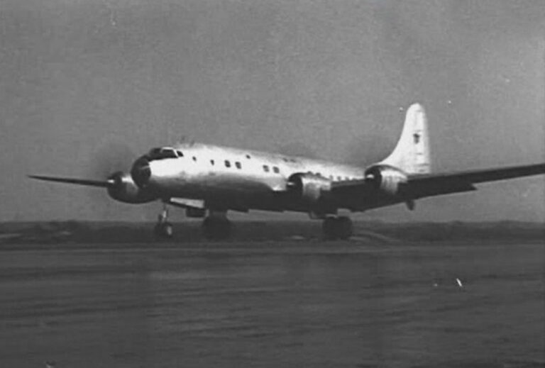 Советский потомок летающей крепости В-29. Почему Ту-70 одобренный к производству, так и не был запушен в серию?