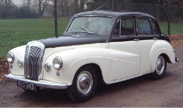 Daimler DJ250 Conquest Saloon