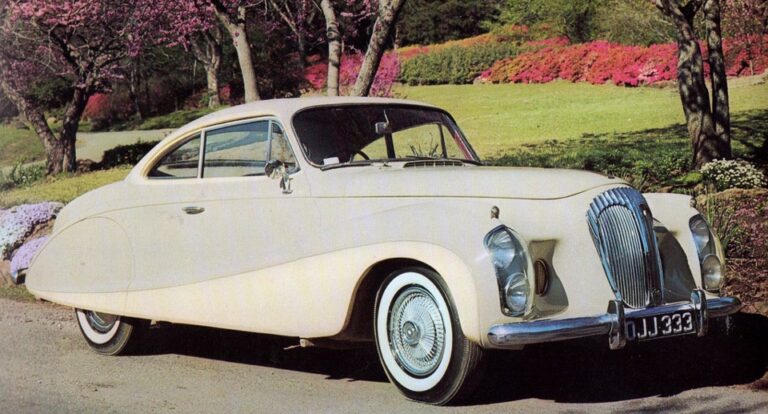 Daimler DF300 Silver Flash Coupe by Hooper