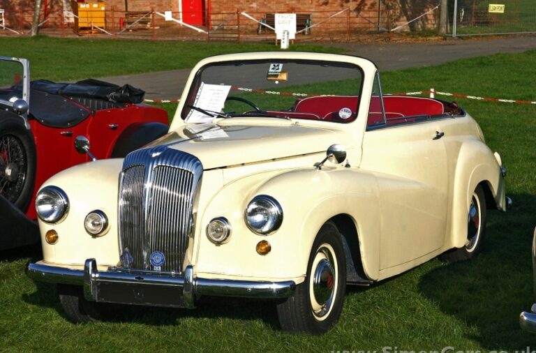 Daimler DJ253 Conquest Century Drophead Coupé