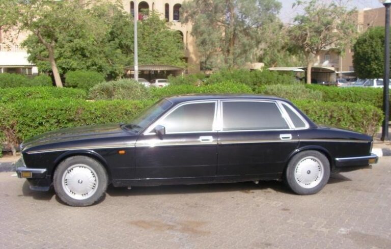 Daimler Majestic XJ341