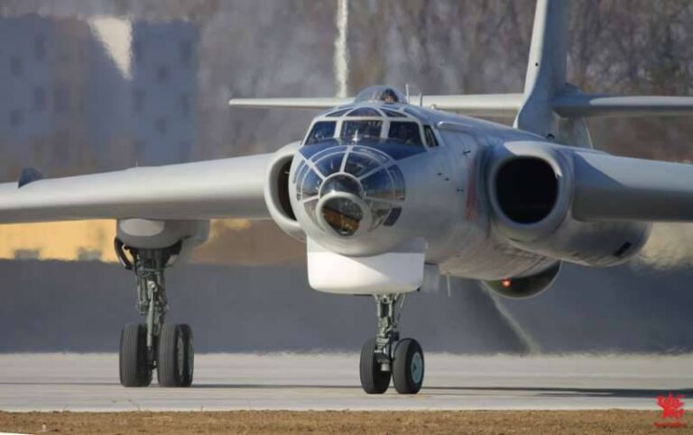 Самолёт-эпоха. Бомбардировщик Туполев Ту-16. СССР