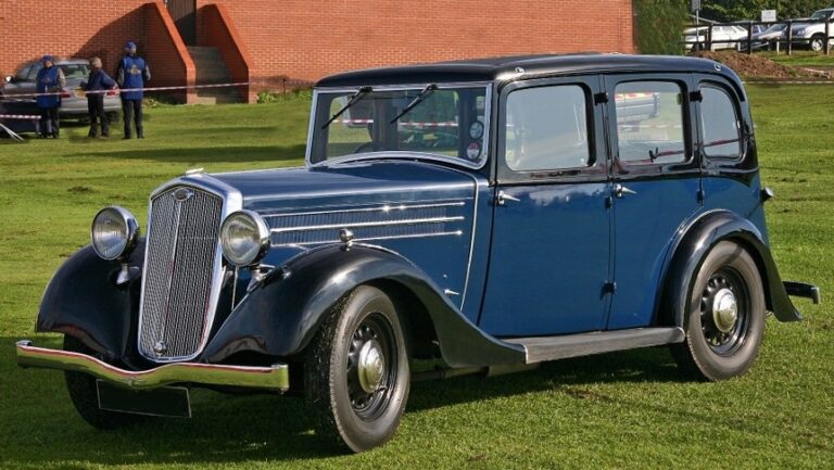 Wolseley Series I New Forteen Saloon