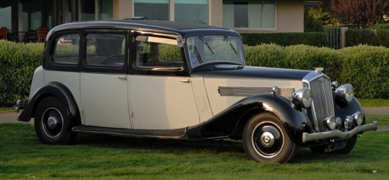 Wolseley Series II 25HP Saloon