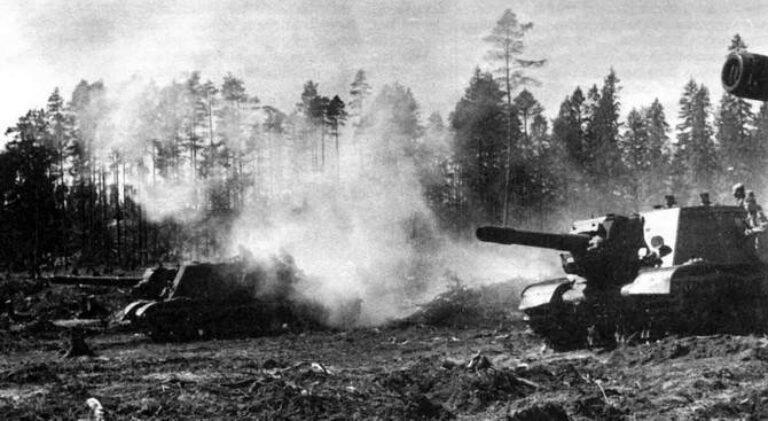 Насколько знаменитые «Зверобои» Су-152 и ИСУ-152 были хороши как истребители танков
