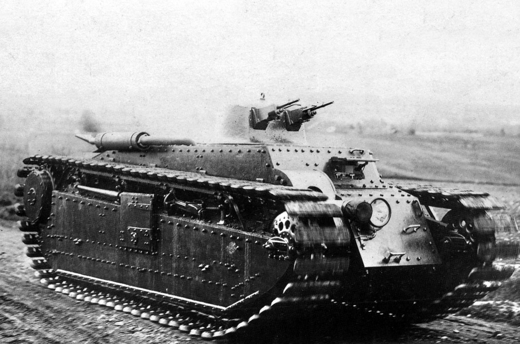 Данный проект переродился в Char B, долгострой, который постоянно рос с точки зрения боевой массы