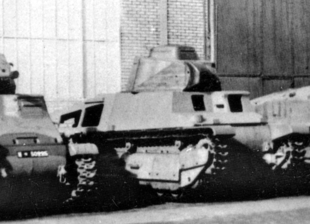 SOMUA S 40, ему для запуска в серию не хватило месяца