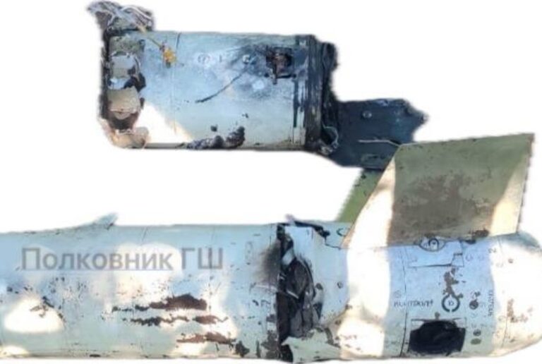 Предположительно обломки Изделия 180 снятые на Украине