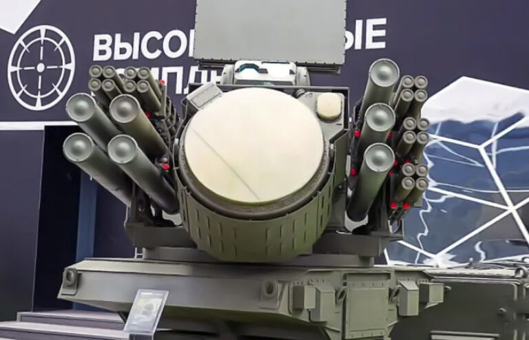 В состав включены ракеты меньшего калибра