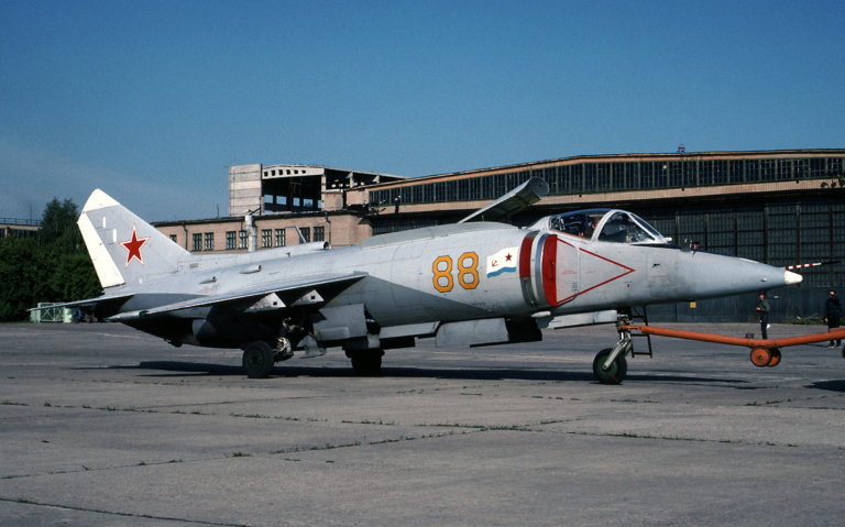 Як-38М