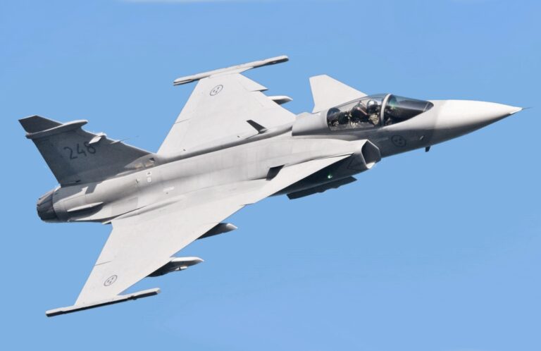 Saab JAS 39 Gripen (Швеция)