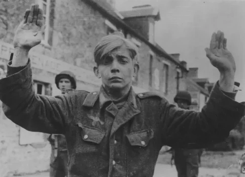 Член «Вервольфа», схваченный американцами