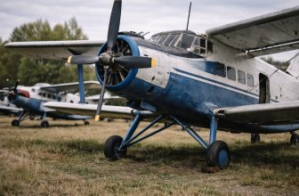 Самолеты Ан-2 на хранении (с) «Московский Комсомолец»