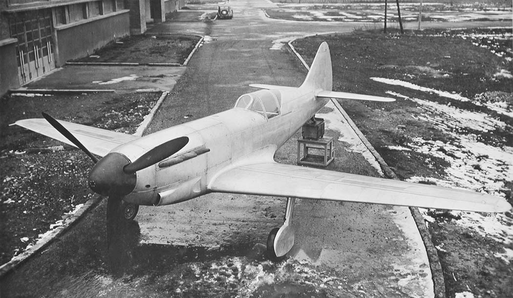 опытный истребитель D.551-01. Снимок airwar.ru