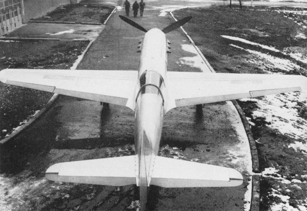 опытный истребитель D.551-01. Снимок airwar.ru