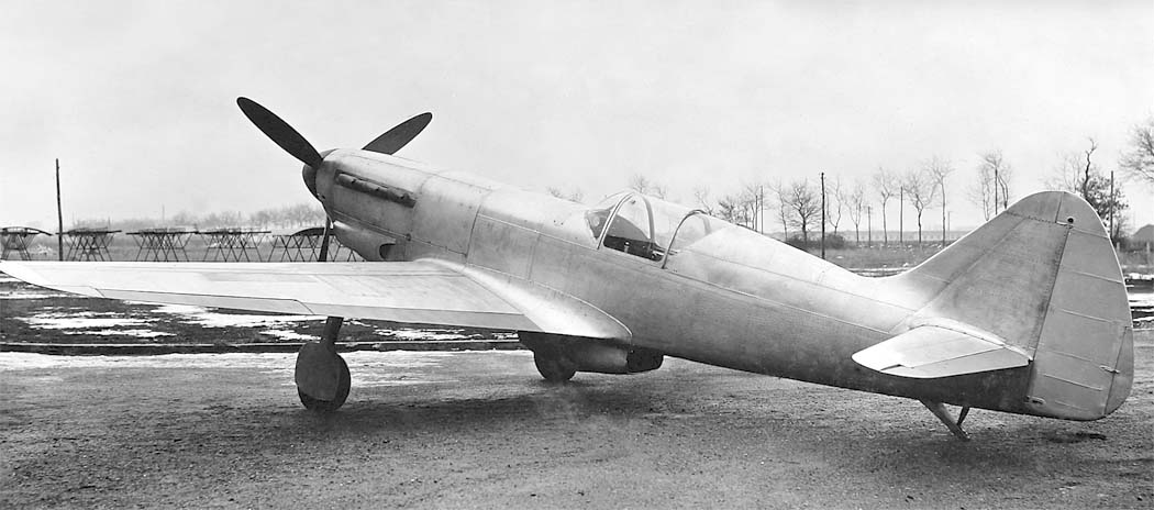 опытный истребитель D.551-01. Снимок airwar.ru