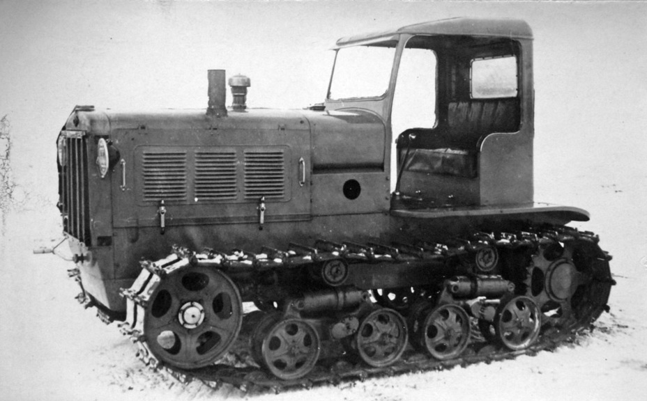 Трактор СХТЗ-НАТИ, послуживший базой для бронетрактора ХТЗ-16