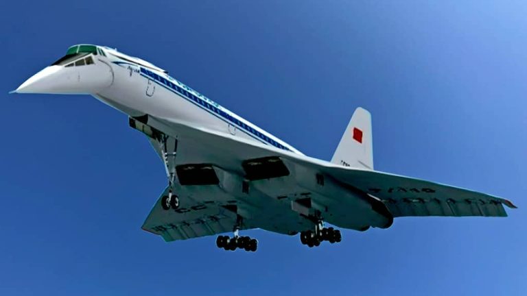 Ту-144