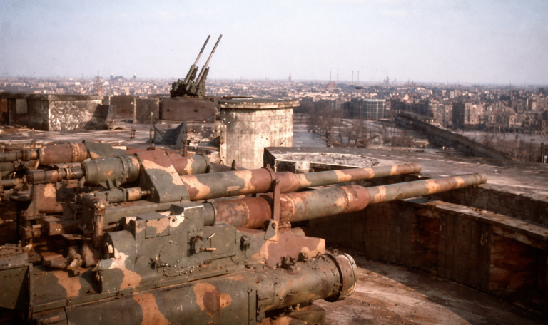 Установки 12,8 cm FlaK 40 Zwilling на Flakturm
