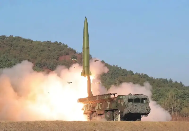 Пуск ракеты ОТРК «Хвансон-11»