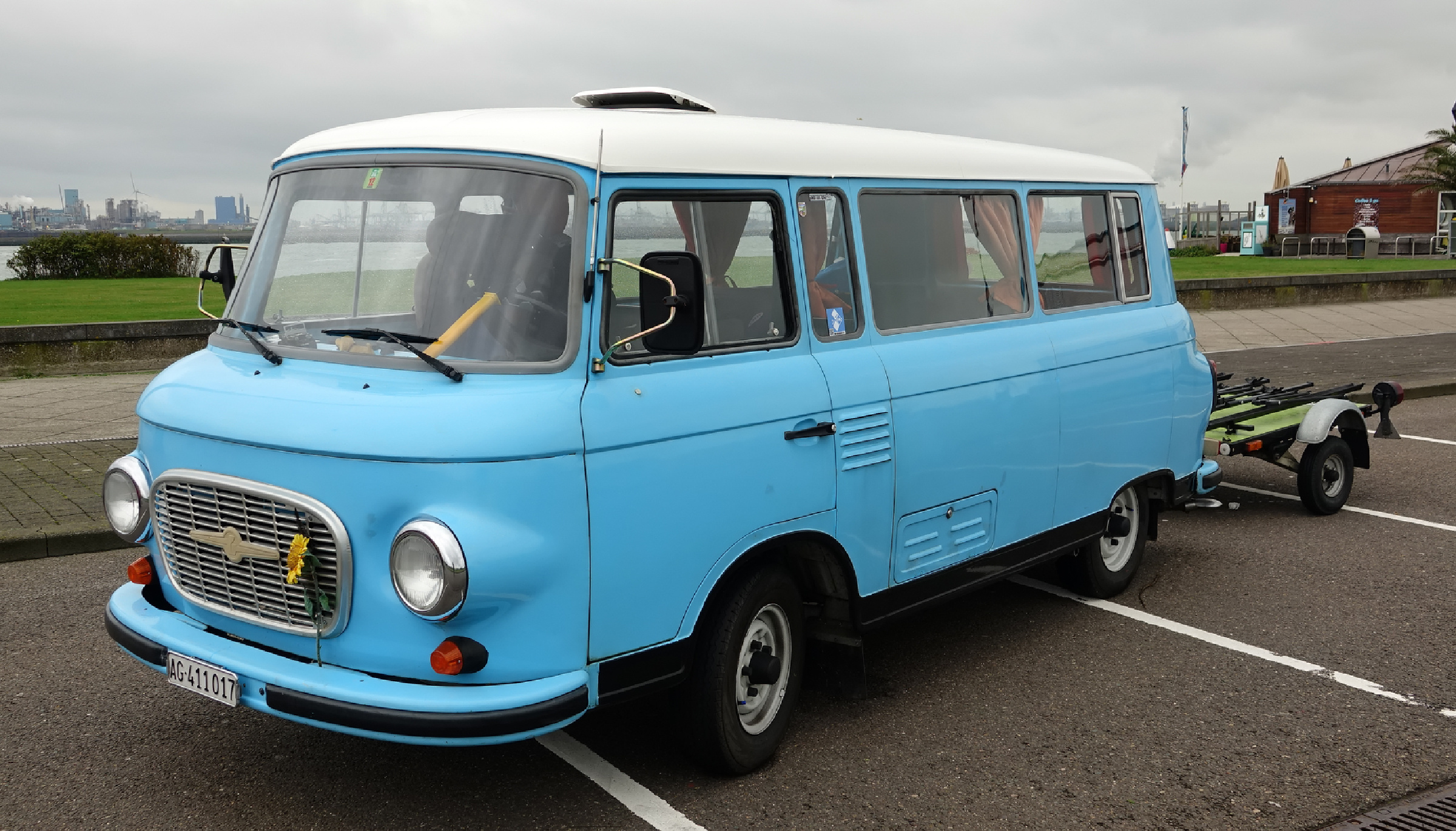Barkas B1000