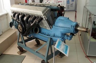Советский дизельный авиационный двигатель АЧ-30