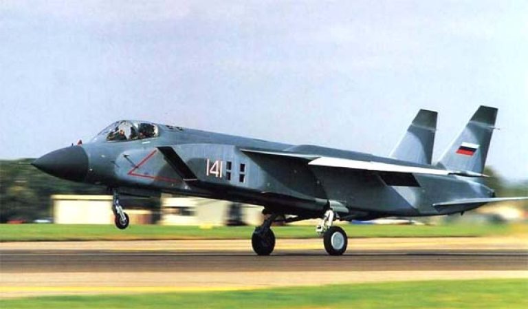 Як-41УБ