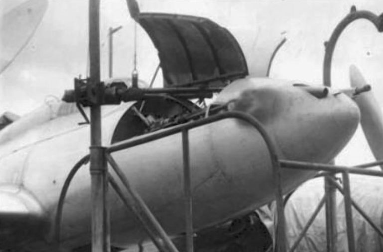 Носовая часть ВИ-100