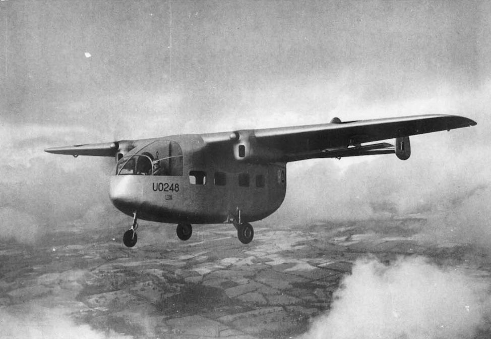 прототип транспортного самолета Miles M.57 Aerovan полностью окрашенный алюминиевой краской и получивший внутрифирменный номер U0248. Снимок airwar.ru