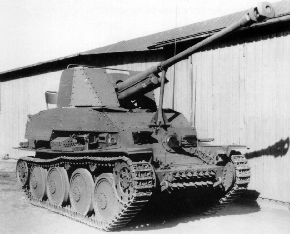 Pz.Slf.2 1-й серии, BMM, весна 1942 года. Обращает на себя внимание крепление орудия по-походному, которое достаточно часто выходило из строя