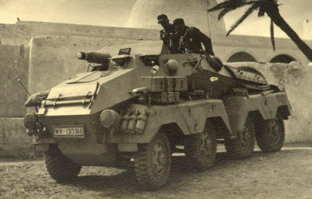 Наиболее известными Sd.kfz.233 стали броневики из состава Африканского Корпуса