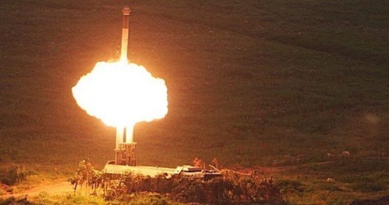 Российский ракетный комплекс «Бастион» запустил крылатую ракету П-800.