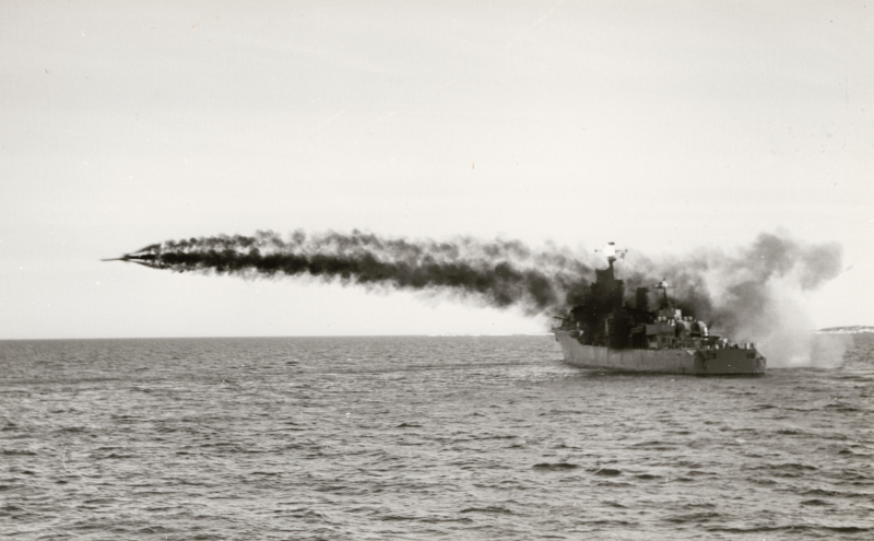 Последний опытный пуск ракеты Rb 315 с борта эсминца "Smaland" в 1958 году