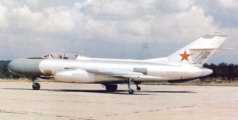 Як-25