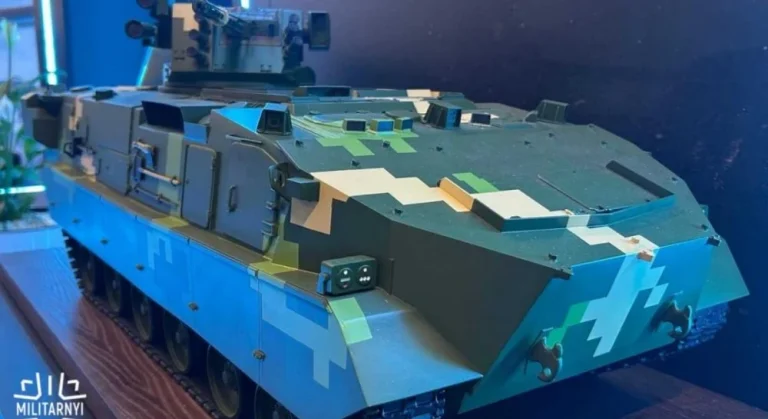 Перспективная украинская БМП Pegas, представленная ХКБМ на выставке MSPO 2026. Пока машина существует в виде макета